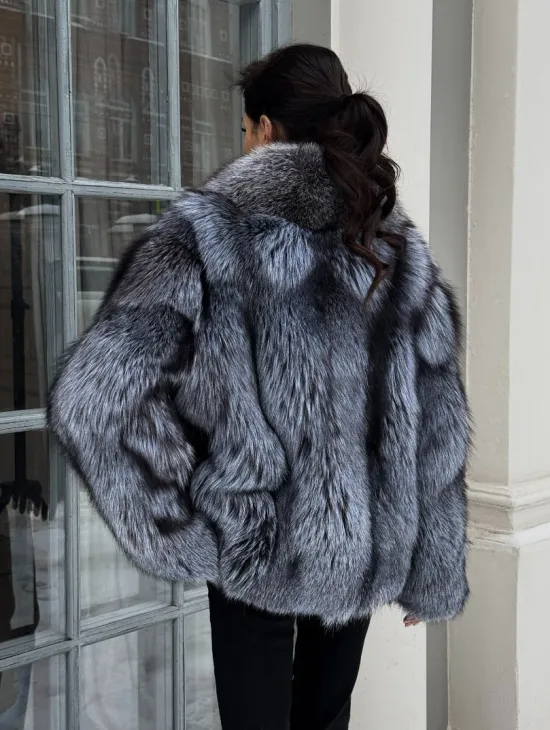 Короткий женский полушубок из чернобурки английский воротник - фото 9