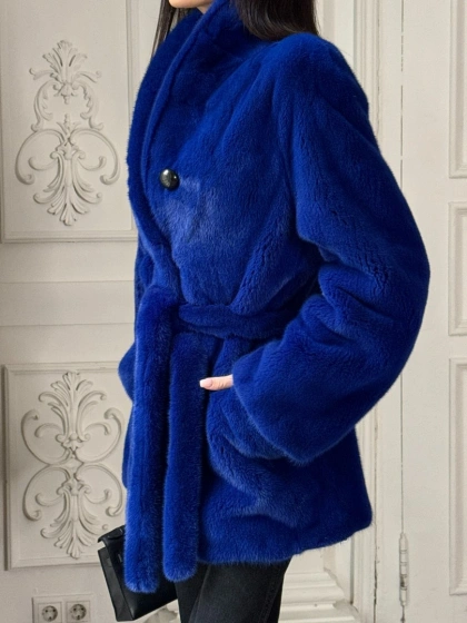 Полушубок из меха премиальной плюшевой норки Electric Blue - фото 1