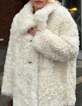 Белая шубка из тиградо - фото 4