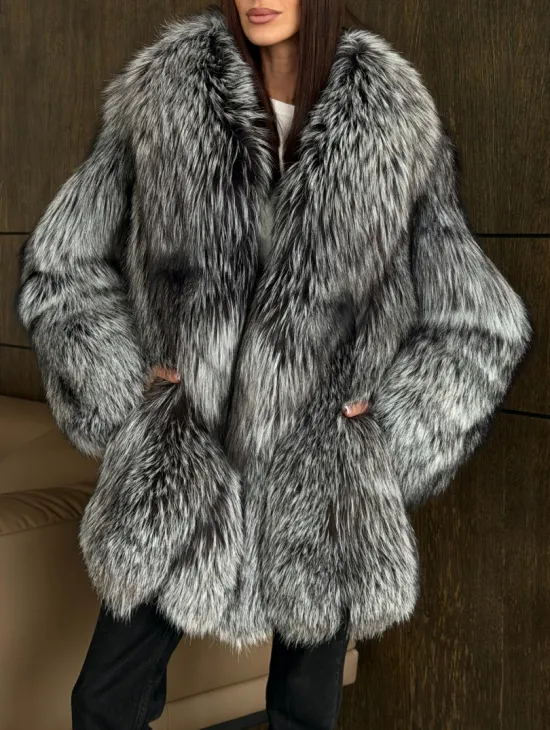 Женская шуба из чернобурки - фото 4